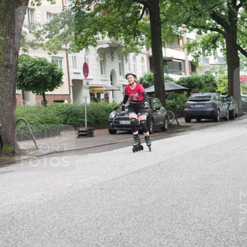 30.06.2024 - hella hamburg halbmarathon KatJ http://msf.ph/oto/6624559 30.06.2024 09:17:19 Laufen KM 15 10, 600 meine-sportfotos.de