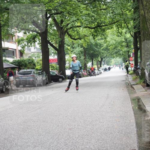 30.06.2024 - hella hamburg halbmarathon KatJ http://msf.ph/oto/6624597 30.06.2024 09:17:27 Laufen KM 15 103, 600 meine-sportfotos.de