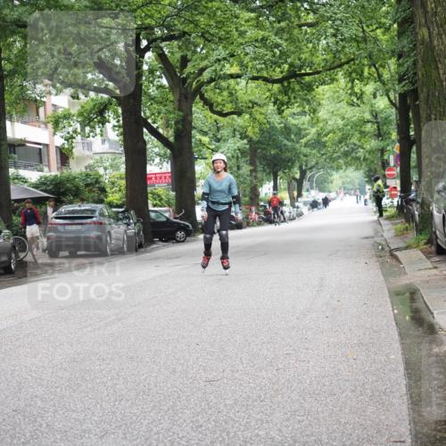 30.06.2024 - hella hamburg halbmarathon KatJ http://msf.ph/oto/6624604 30.06.2024 09:17:27 Laufen KM 15 103, 00, 600 meine-sportfotos.de