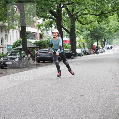 30.06.2024 - hella hamburg halbmarathon KatJ http://msf.ph/oto/6624610 30.06.2024 09:17:28 Laufen KM 15 103, 600 meine-sportfotos.de