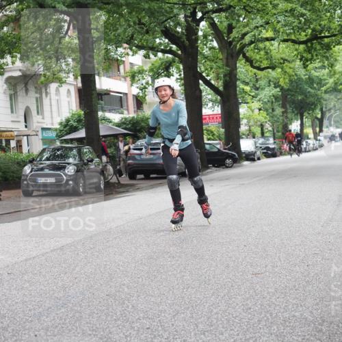 30.06.2024 - hella hamburg halbmarathon KatJ http://msf.ph/oto/6624614 30.06.2024 09:17:29 Laufen KM 15 103 meine-sportfotos.de