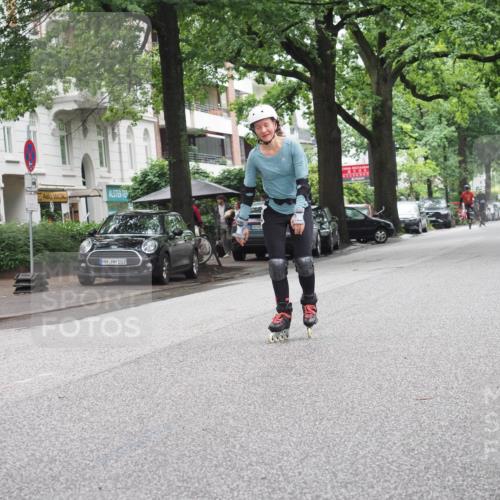 30.06.2024 - hella hamburg halbmarathon KatJ http://msf.ph/oto/6624618 30.06.2024 09:17:29 Laufen KM 15 103 meine-sportfotos.de