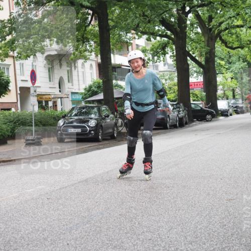 30.06.2024 - hella hamburg halbmarathon KatJ http://msf.ph/oto/6624626 30.06.2024 09:17:29 Laufen KM 15 103 meine-sportfotos.de
