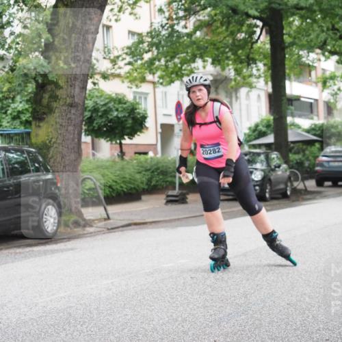 30.06.2024 - hella hamburg halbmarathon KatJ http://msf.ph/oto/6624808 30.06.2024 09:18:14 Laufen KM 15 20282 meine-sportfotos.de