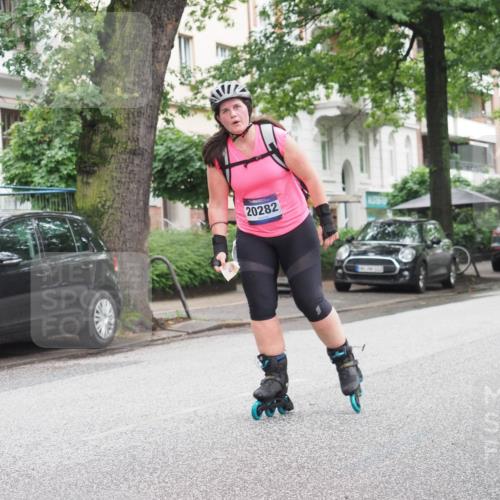 30.06.2024 - hella hamburg halbmarathon KatJ http://msf.ph/oto/6624815 30.06.2024 09:18:14 Laufen KM 15 20282 meine-sportfotos.de