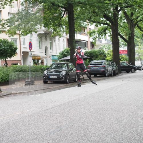 30.06.2024 - hella hamburg halbmarathon KatJ http://msf.ph/oto/6624831 30.06.2024 09:18:25 Laufen KM 15 103 meine-sportfotos.de