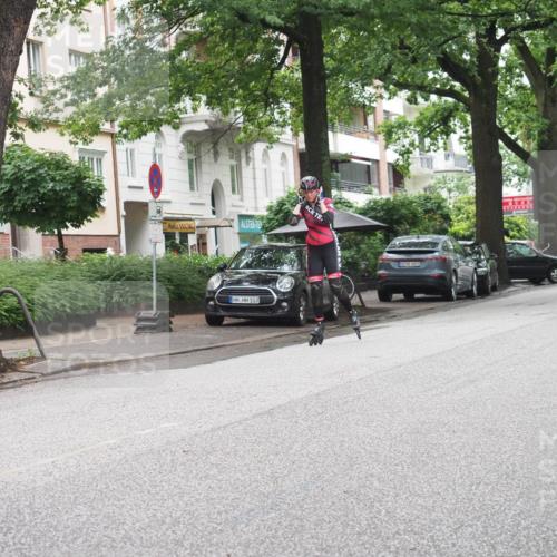 30.06.2024 - hella hamburg halbmarathon KatJ http://msf.ph/oto/6624838 30.06.2024 09:18:25 Laufen KM 15 103, 600 meine-sportfotos.de