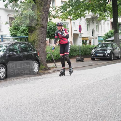 30.06.2024 - hella hamburg halbmarathon KatJ http://msf.ph/oto/6624859 30.06.2024 09:18:27 Laufen KM 15  meine-sportfotos.de