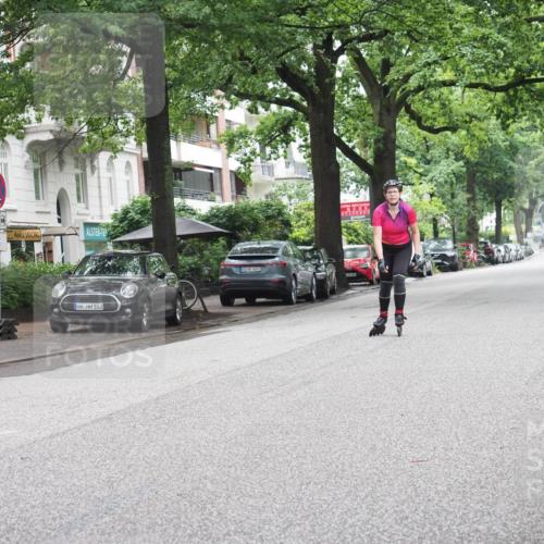 30.06.2024 - hella hamburg halbmarathon KatJ http://msf.ph/oto/6625075 30.06.2024 09:19:42 Laufen KM 15 103, 00, 600 meine-sportfotos.de