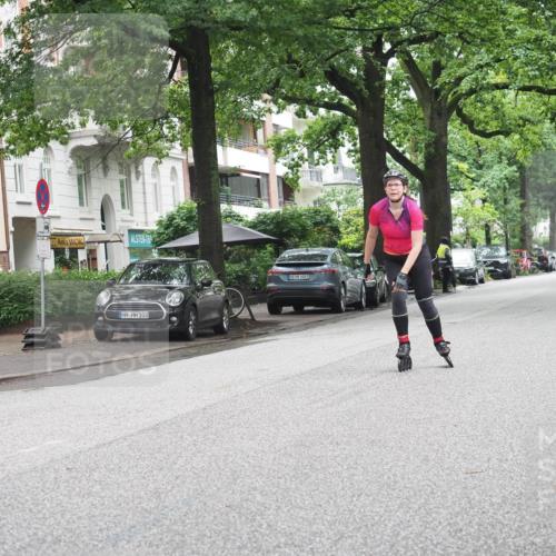 30.06.2024 - hella hamburg halbmarathon KatJ http://msf.ph/oto/6625085 30.06.2024 09:19:43 Laufen KM 15 103, 00, 600 meine-sportfotos.de