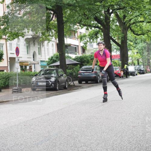 30.06.2024 - hella hamburg halbmarathon KatJ http://msf.ph/oto/6625091 30.06.2024 09:19:43 Laufen KM 15 103, 600 meine-sportfotos.de