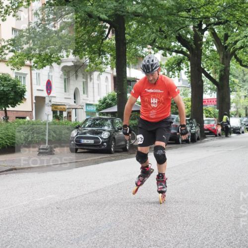 30.06.2024 - hella hamburg halbmarathon KatJ http://msf.ph/oto/6625143 30.06.2024 09:19:54 Laufen KM 15 103, 03 meine-sportfotos.de
