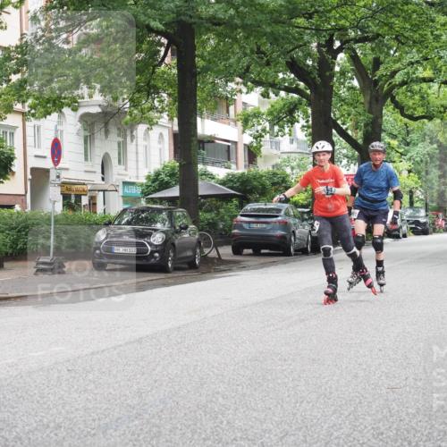 30.06.2024 - hella hamburg halbmarathon KatJ http://msf.ph/oto/6625170 30.06.2024 09:19:57 Laufen KM 15 103, 00, 600 meine-sportfotos.de