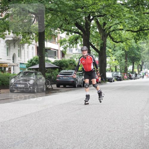 30.06.2024 - hella hamburg halbmarathon KatJ http://msf.ph/oto/6625245 30.06.2024 09:20:09 Laufen KM 15 103, 600 meine-sportfotos.de