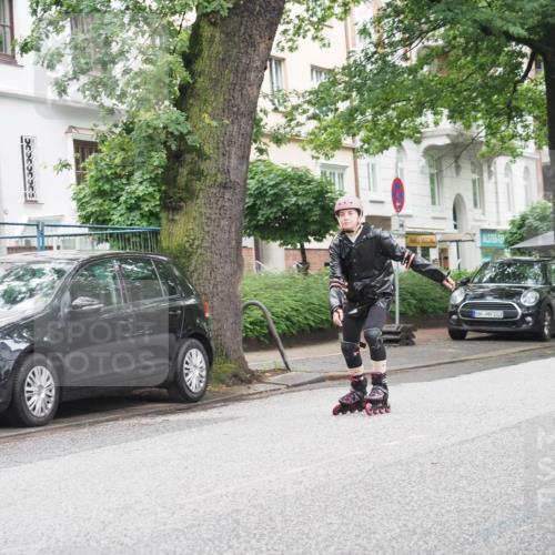 30.06.2024 - hella hamburg halbmarathon KatJ http://msf.ph/oto/6625304 30.06.2024 09:20:27 Laufen KM 15 5, 103 meine-sportfotos.de