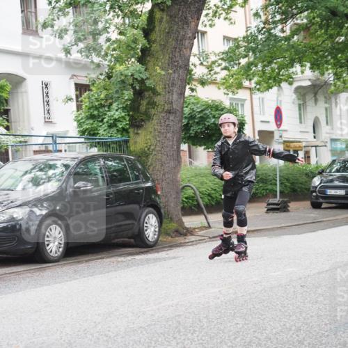 30.06.2024 - hella hamburg halbmarathon KatJ http://msf.ph/oto/6625307 30.06.2024 09:20:27 Laufen KM 15 165, 103 meine-sportfotos.de