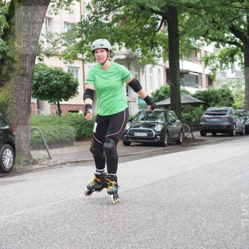 30.06.2024 - hella hamburg halbmarathon KatJ http://msf.ph/oto/6625357 30.06.2024 09:20:32 Laufen KM 15 103 meine-sportfotos.de