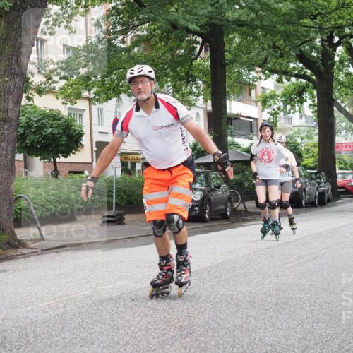 30.06.2024 - hella hamburg halbmarathon KatJ http://msf.ph/oto/6625396 30.06.2024 09:20:35 Laufen KM 15  meine-sportfotos.de
