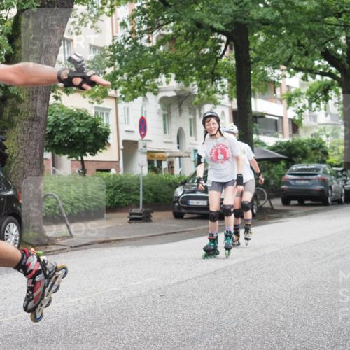 30.06.2024 - hella hamburg halbmarathon KatJ http://msf.ph/oto/6625415 30.06.2024 09:20:35 Laufen KM 15  meine-sportfotos.de