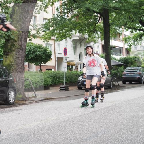 30.06.2024 - hella hamburg halbmarathon KatJ http://msf.ph/oto/6625417 30.06.2024 09:20:36 Laufen KM 15 600 meine-sportfotos.de