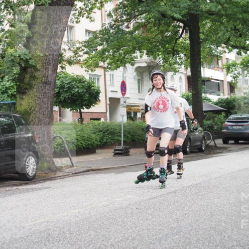 30.06.2024 - hella hamburg halbmarathon KatJ http://msf.ph/oto/6625419 30.06.2024 09:20:36 Laufen KM 15 600, 05, 1 meine-sportfotos.de