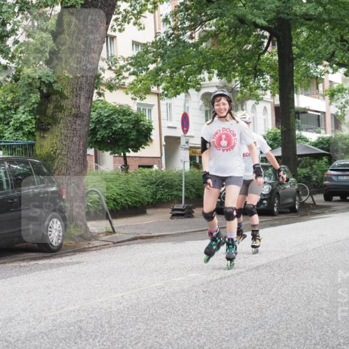 30.06.2024 - hella hamburg halbmarathon KatJ http://msf.ph/oto/6625422 30.06.2024 09:20:36 Laufen KM 15 3009, 34, 00 meine-sportfotos.de