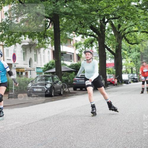 30.06.2024 - hella hamburg halbmarathon KatJ http://msf.ph/oto/6625489 30.06.2024 09:20:44 Laufen KM 15 103, 395, 47, 20447 meine-sportfotos.de