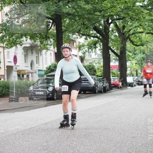 30.06.2024 - hella hamburg halbmarathon KatJ http://msf.ph/oto/6625501 30.06.2024 09:20:45 Laufen KM 15 103, 395, 447, 20447 meine-sportfotos.de
