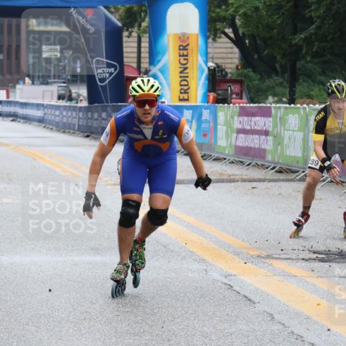 30.06.2024 - hella hamburg halbmarathon Lena Gebhardt http://msf.ph/oto/6637266 30.06.2024 09:15:34 Ziel 20289, 20450 meine-sportfotos.de