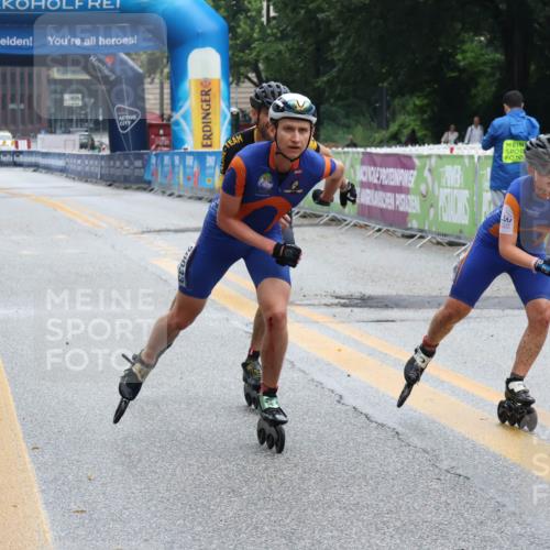 30.06.2024 - hella hamburg halbmarathon Lena Gebhardt http://msf.ph/oto/6637938 30.06.2024 09:17:46 Ziel 20012, 20014, 20033, 20143, 20165, 20253 meine-sportfotos.de