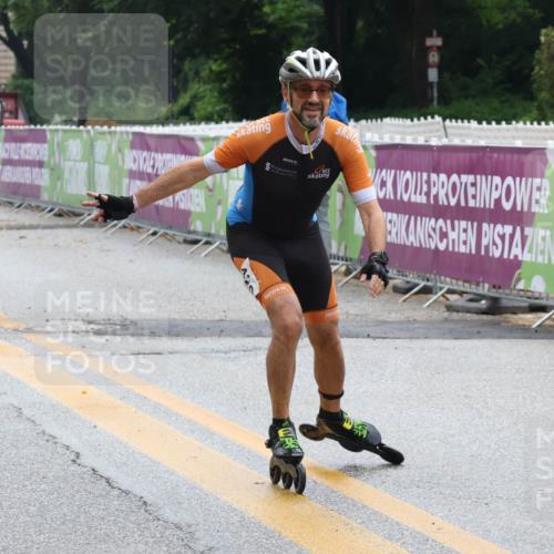 30.06.2024 - hella hamburg halbmarathon Lena Gebhardt http://msf.ph/oto/6638578 30.06.2024 09:19:56 Ziel  meine-sportfotos.de