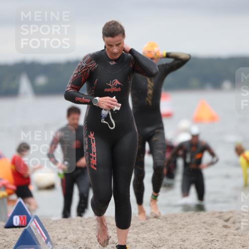04.08.2024 - OstseeMan Michael Strokosch http://msf.ph/oto/6684619 04.08.2024 10:17:42 Schwimmen 493, 573, 612, 633, 679, 680, 749, 786, 937, 957 meine-sportfotos.de