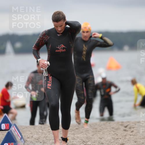 04.08.2024 - OstseeMan Michael Strokosch http://msf.ph/oto/6684621 04.08.2024 10:17:42 Schwimmen 493, 573, 612, 633, 679, 680, 749, 786, 937, 957 meine-sportfotos.de