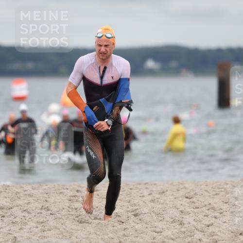 04.08.2024 - OstseeMan Michael Strokosch http://msf.ph/oto/6687114 04.08.2024 10:27:22 Schwimmen 884, 902, 944, 1173, 1182, 1278 meine-sportfotos.de