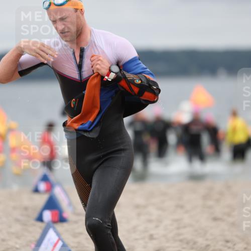 04.08.2024 - OstseeMan Michael Strokosch http://msf.ph/oto/6687137 04.08.2024 10:27:24 Schwimmen 884, 902, 944, 1173, 1181, 1182, 1256, 1278 meine-sportfotos.de