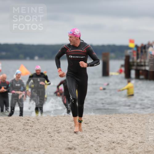 04.08.2024 - OstseeMan Michael Strokosch http://msf.ph/oto/6687174 04.08.2024 10:27:33 Schwimmen 806, 902, 944, 1173, 1181, 1256, 1278 meine-sportfotos.de