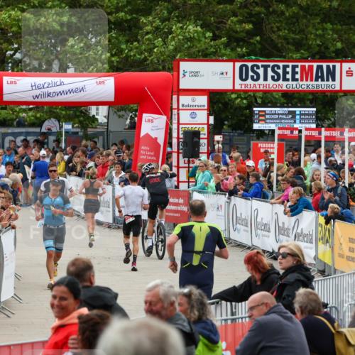 04.08.2024 - OstseeMan Michael Strokosch http://msf.ph/oto/6697942 04.08.2024 14:00:04 Laufen 66, 411, 575, 588, 600, 604, 627, 739, 904, 906, 945, 952, 1106, 1133, 1173, 1194, 1198, 1199, 1278, 1283, 1289 meine-sportfotos.de