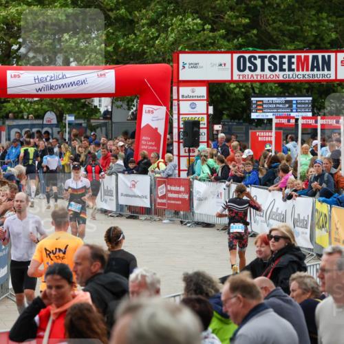 04.08.2024 - OstseeMan Michael Strokosch http://msf.ph/oto/6698017 04.08.2024 14:00:19 Laufen 66, 68, 242, 295, 316, 347, 377, 385, 411, 440, 443, 491, 575, 600, 604, 627, 668, 739, 741, 767, 796, 904, 906, 952, 957, 1130, 1133, 1173, 1189, 1194, 1198, 1213, 1289 meine-sportfotos.de