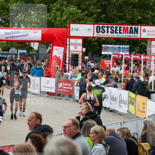 04.08.2024 - OstseeMan Michael Strokosch http://msf.ph/oto/6699433 04.08.2024 14:05:55 Laufen 28, 85, 95, 135, 254, 332, 351, 371, 398, 450, 469, 498, 499, 504, 533, 660, 661, 680, 753, 979, 1284 meine-sportfotos.de