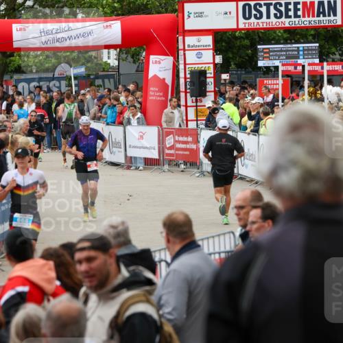 04.08.2024 - OstseeMan Michael Strokosch http://msf.ph/oto/6705041 04.08.2024 14:35:55 Laufen 49, 66, 76, 105, 117, 118, 170, 376, 409, 493, 524, 612, 614, 619, 647, 668, 680, 776, 782, 877, 945, 1177, 1188, 1269, 1278, 1293 meine-sportfotos.de
