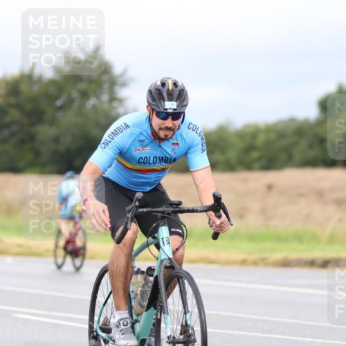 04.08.2024 - OstseeMan Fuchs,  Jonas http://msf.ph/oto/6707212 04.08.2024 10:40:03 Radfahren 298, 301, 342, 397, 426, 430, 498, 502, 710, 1137 meine-sportfotos.de