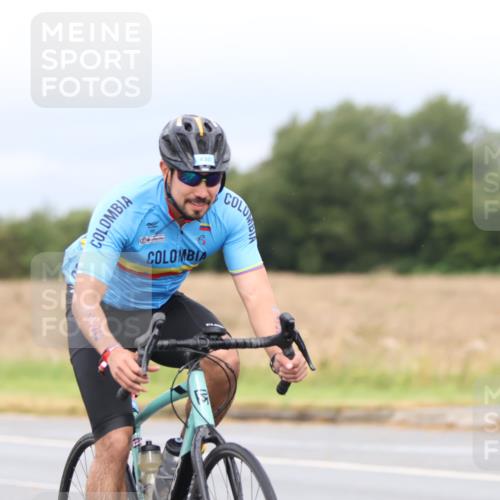 04.08.2024 - OstseeMan Fuchs,  Jonas http://msf.ph/oto/6707217 04.08.2024 10:40:03 Radfahren 298, 301, 342, 397, 426, 430, 498, 502, 710, 1137 meine-sportfotos.de