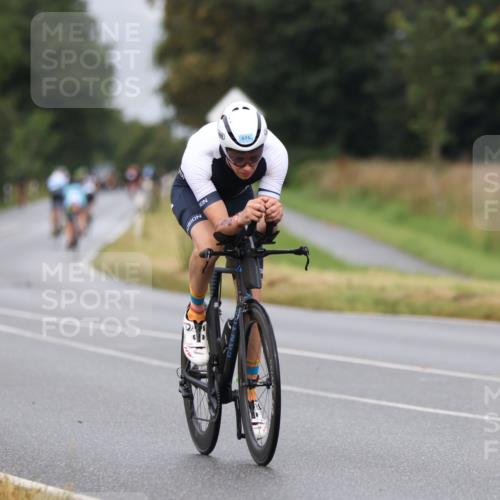 04.08.2024 - OstseeMan Fuchs,  Jonas http://msf.ph/oto/6707243 04.08.2024 10:40:10 Radfahren 275, 298, 426, 430, 447, 498, 502, 575, 597, 1137 meine-sportfotos.de