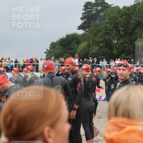 04.08.2024 - OstseeMan H.Heesch http://msf.ph/oto/6710664 04.08.2024 06:41:18 Bevor dem Schwimmen  meine-sportfotos.de