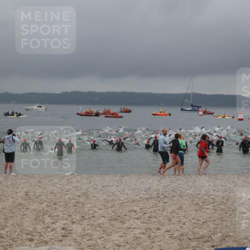 04.08.2024 - OstseeMan H.Heesch http://msf.ph/oto/6710665 04.08.2024 06:45:27 Bevor dem Schwimmen  meine-sportfotos.de