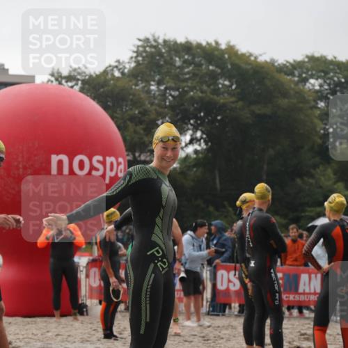 04.08.2024 - OstseeMan H.Heesch http://msf.ph/oto/6710684 04.08.2024 06:49:39 Bevor dem Schwimmen  meine-sportfotos.de