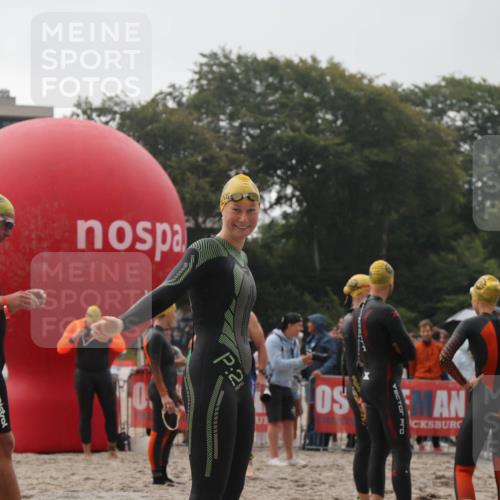04.08.2024 - OstseeMan H.Heesch http://msf.ph/oto/6710685 04.08.2024 06:49:39 Bevor dem Schwimmen  meine-sportfotos.de