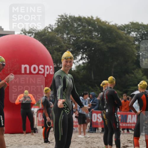04.08.2024 - OstseeMan H.Heesch http://msf.ph/oto/6710687 04.08.2024 06:49:39 Bevor dem Schwimmen  meine-sportfotos.de