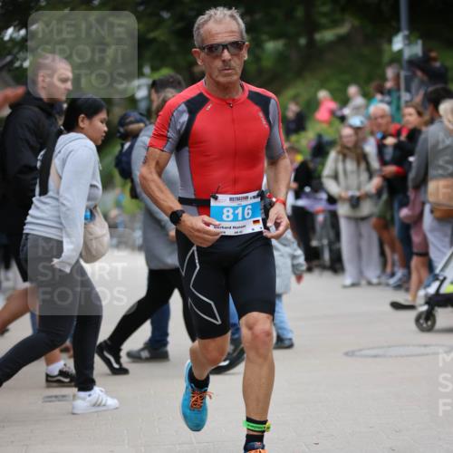 04.08.2024 - OstseeMan H.Heesch http://msf.ph/oto/6723639 04.08.2024 14:45:50 Laufen 128, 649, 680, 816, 817, 1119, 1125, 1262 meine-sportfotos.de