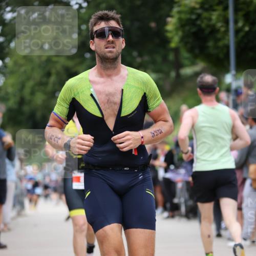 04.08.2024 - OstseeMan H.Heesch http://msf.ph/oto/6723734 04.08.2024 14:46:09 Laufen 45, 88, 477, 554, 680, 894, 926, 1216, 1237 meine-sportfotos.de